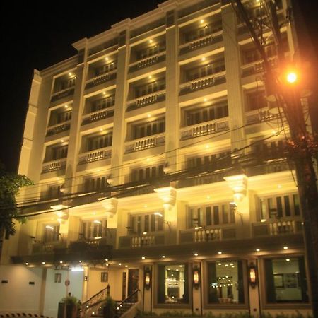 Herald Suites Polaris San Pedro Makati Exterior foto